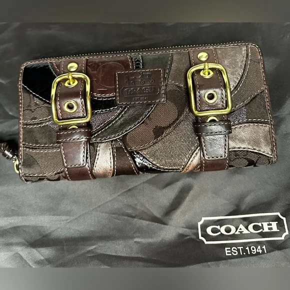 Coach Est. 1941 Rare Zoe Double Buckle Patchwork Leather Long Wallet EUC - Picture 13 of 16